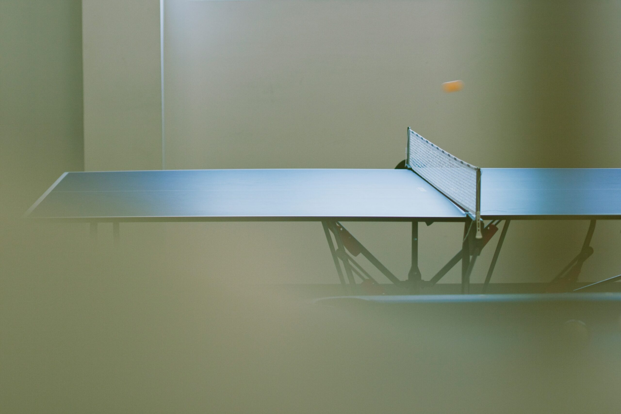 découvrez l'univers passionnant du tennis de table, ses règles, ses équipements et ses bienfaits sur la santé. apportez un nouvel élan à votre pratique du tennis de table avec nos conseils et astuces.