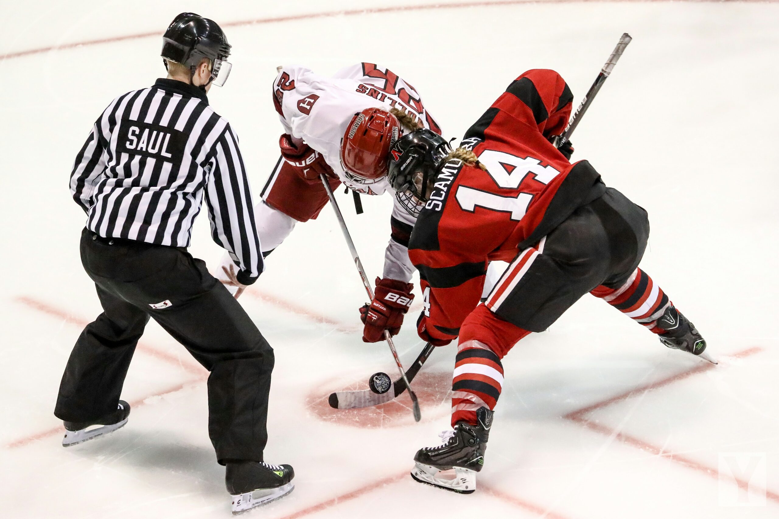 découvrez toute l'actualité du hockey, les derniers matchs, classements et statistiques sur notre site dédié au hockey.