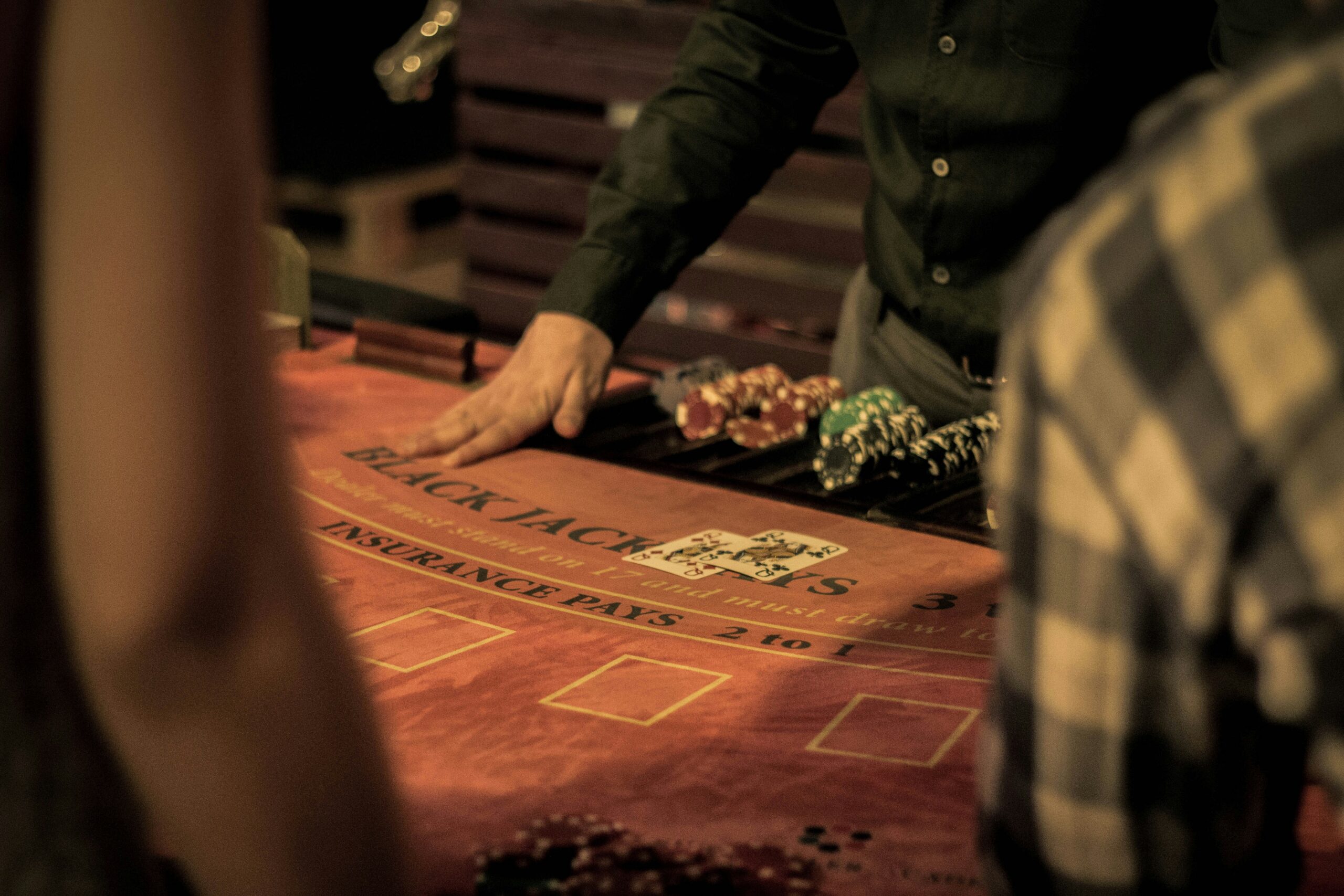 utilisez notre calculateur de cotes au poker pour améliorer votre jeu. obtenez rapidement les probabilités de victoire et prenez des décisions éclairées lors de vos parties de poker en ligne ou en personne.